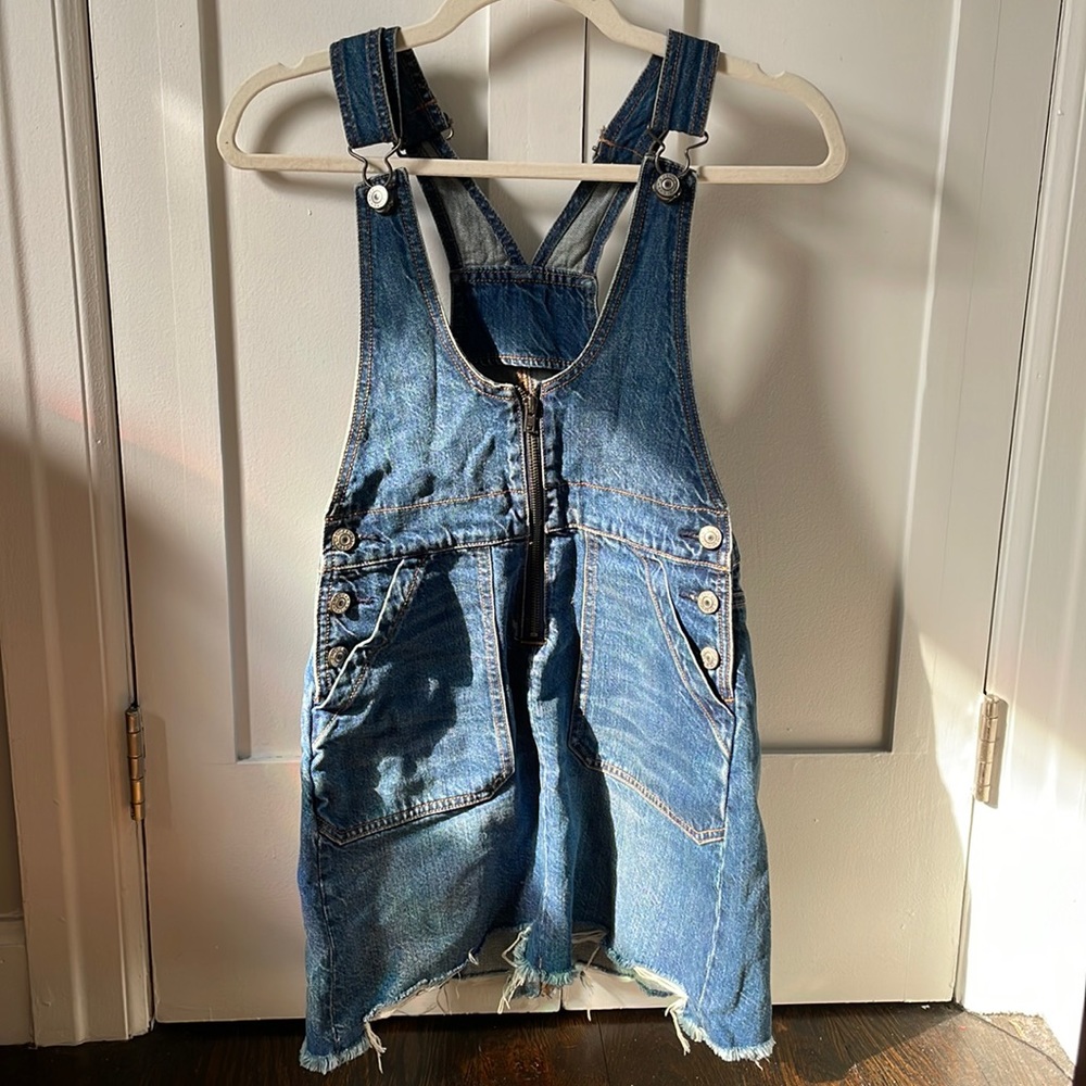 American Eagle “Skirtall” xxs